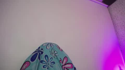 Luly online show from 01-17-26, 04:06