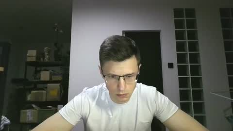 Andrew independent model 2000-0000 CET daily online show from 07-25-26, 07:33