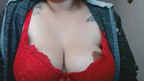 LUMI     online show from 02-15-25, 02:04