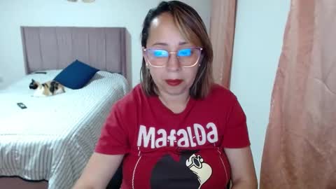 LUMI     online show from 09-21-25, 01:29