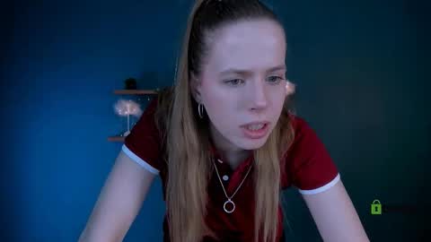 Sweet Lumi online show from 02-05-26, 01:16