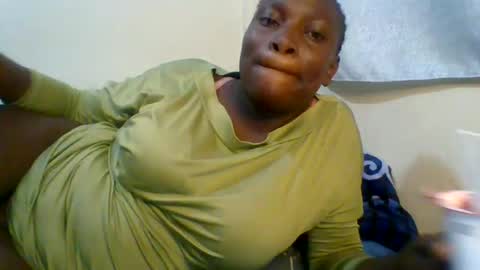 Snapshot of luminous_lust254 chatting on 07-23-26, 05:55 luminous_lust254 online show from 07-23-26, 05:55