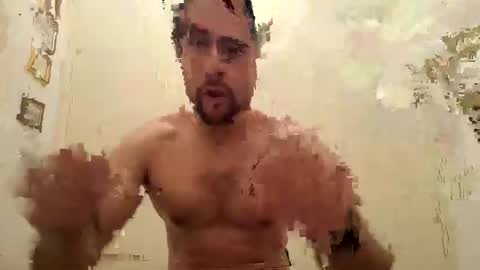 Snapshot of luminousace chatting on 05-10-26, 02:22 luminousace online show from 05-10-26, 02:22