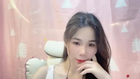 Luna online show from 04-24-26, 08:50