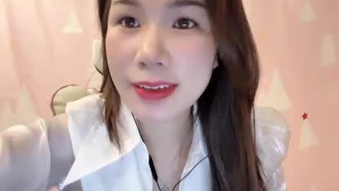 Luna online show from 04-30-26, 04:13