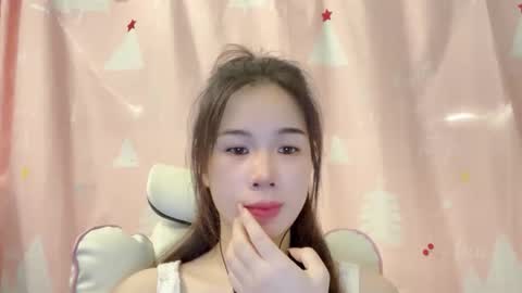 Luna online show from 05-19-26, 02:07