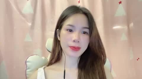 Luna online show from 05-23-26, 07:46