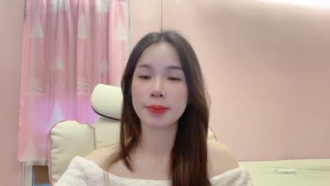 Luna online show from 07-25-26, 12:42