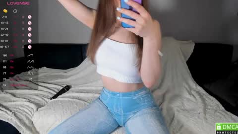 Snapshot of luna__l chatting on 05-08-26, 07:41 Alice online show from 05-08-26, 07:41
