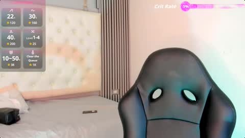 luna and banji online show from 12-23-25, 05:05