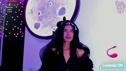 luna_bella_23 online show from 05-30-26, 05:59