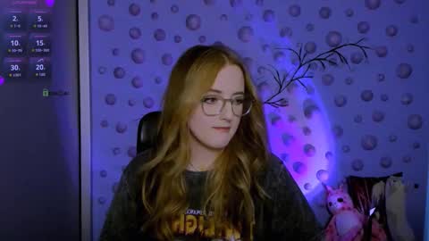 luna_berryy online show from 02-17-26, 08:15