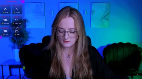 luna_berryy online show from 03-10-26, 08:14