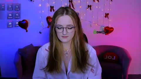 luna_berryy online show from 03-18-26, 08:23