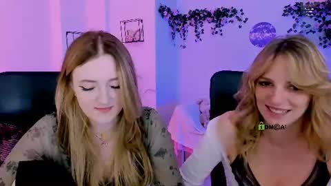 luna_berryy online show from 07-27-26, 06:48