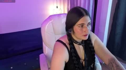 Snapshot of luna_connor_ chatting on 07-24-26, 03:15 Luna online show from 07-24-26, 03:15