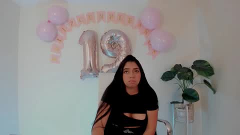 luna_cute14 online show from 02-21-26, 02:07