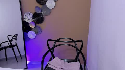 luna_cute14 online show from 05-28-26, 04:04
