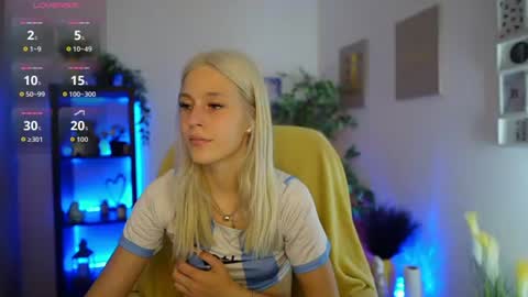 luna_grace18 online show from 06-24-26, 03:00