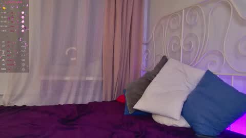 Luna online show from 03-19-26, 03:38