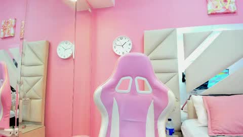 luna_hix online show from 04-28-26, 04:17