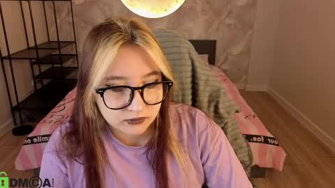 Snapshot of luna_host chatting on 04-07-26, 01:28 Luna Host online show from 04-07-26, 01:28