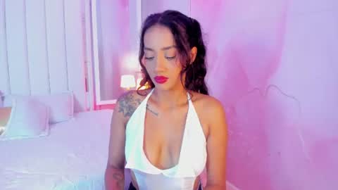 Snapshot of luna_hot_ass chatting on 06-11-26, 08:29 luna_hot_ass online show from 06-11-26, 08:29