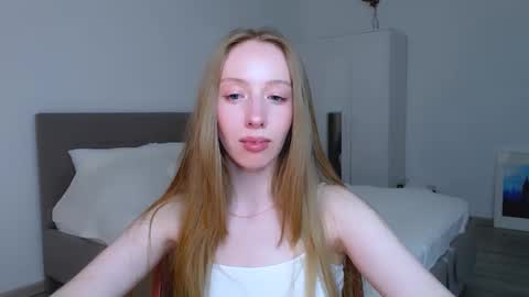 Luna online show from 12-22-24, 03:44