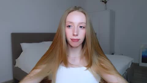 Luna online show from 12-22-24, 07:31