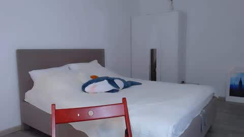 Luna online show from 01-04-25, 12:48