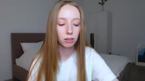 Luna online show from 01-19-25, 11:32