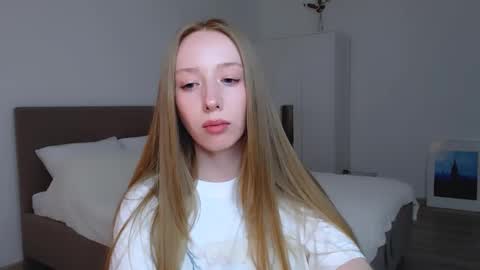 Luna online show from 01-26-25, 02:14