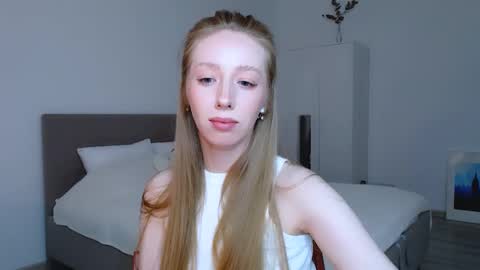 Luna online show from 02-15-25, 07:50