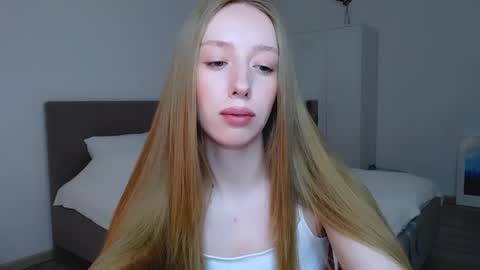 Luna online show from 03-03-25, 07:28