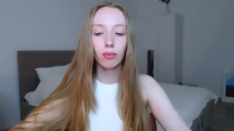 Luna online show from 03-06-25, 02:30