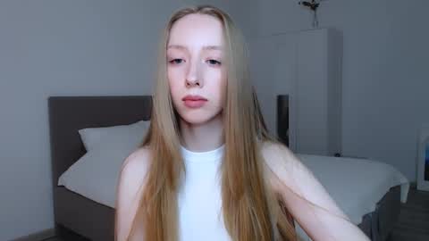 Luna online show from 03-10-25, 08:56