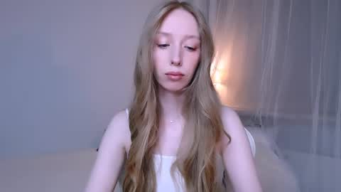 Snapshot of luna_insanity chatting on 04-26-26, 08:28 Luna online show from 04-26-26, 08:28