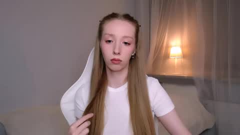 Snapshot of luna_insanity chatting on 06-01-26, 11:50 Luna online show from 06-01-26, 11:50