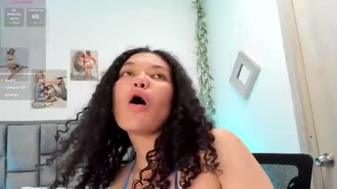 Snapshot of luna_jone chatting on 07-28-26, 04:39 Luna jone online show from 07-28-26, 04:39