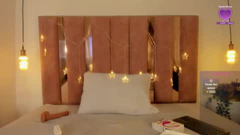 luna_kassiel online show from 12-14-25, 11:26