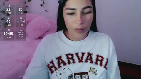 Snapshot of luna_lgomez chatting on 03-11-25, 11:12 luna online show from 03-11-25, 11:12