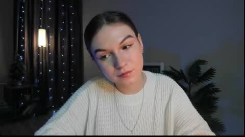 Luna online show from 01-12-26, 04:39