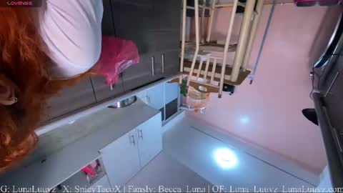 Luna Luuvz online show from 07-11-26, 06:05