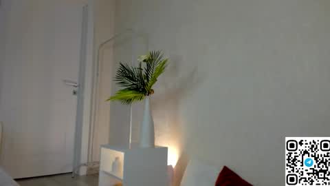 Adele online show from 03-31-26, 08:59