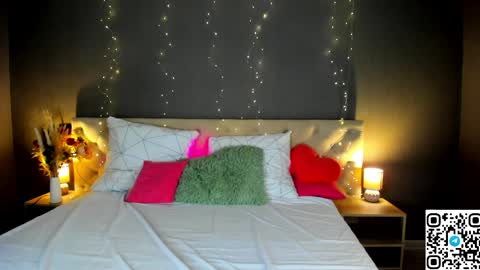 Adele online show from 04-21-26, 01:42