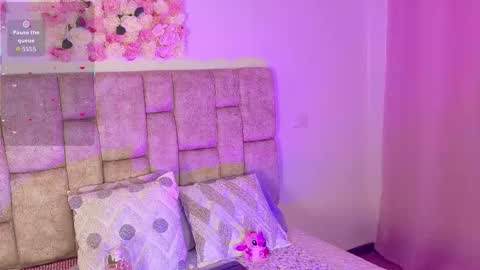   online show from 09-12-25, 06:41