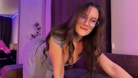 luna_raee online show from 04-20-26, 05:59