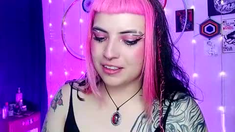 MISS LUNA  online show from 02-10-25, 02:41