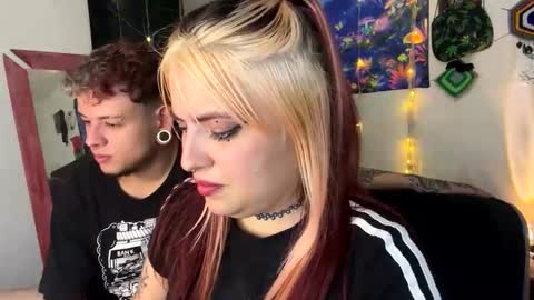 Snapshot of luna_rayy chatting on 10-19-25, 02:23 luna_rayy online show from 10-19-25, 02:23