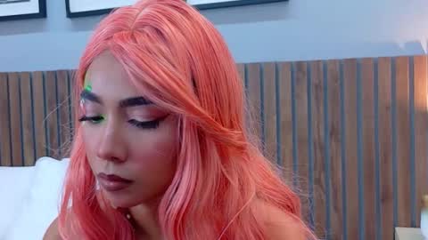 LUNA  online show from 02-25-26, 04:38